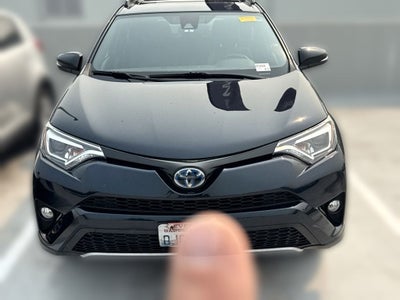 2018 Toyota RAV4 Hybrid SE