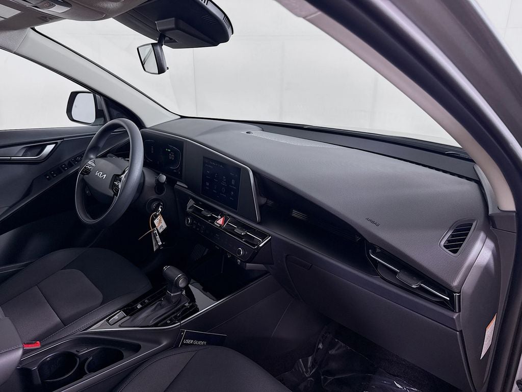 2026 Kia Niro LX