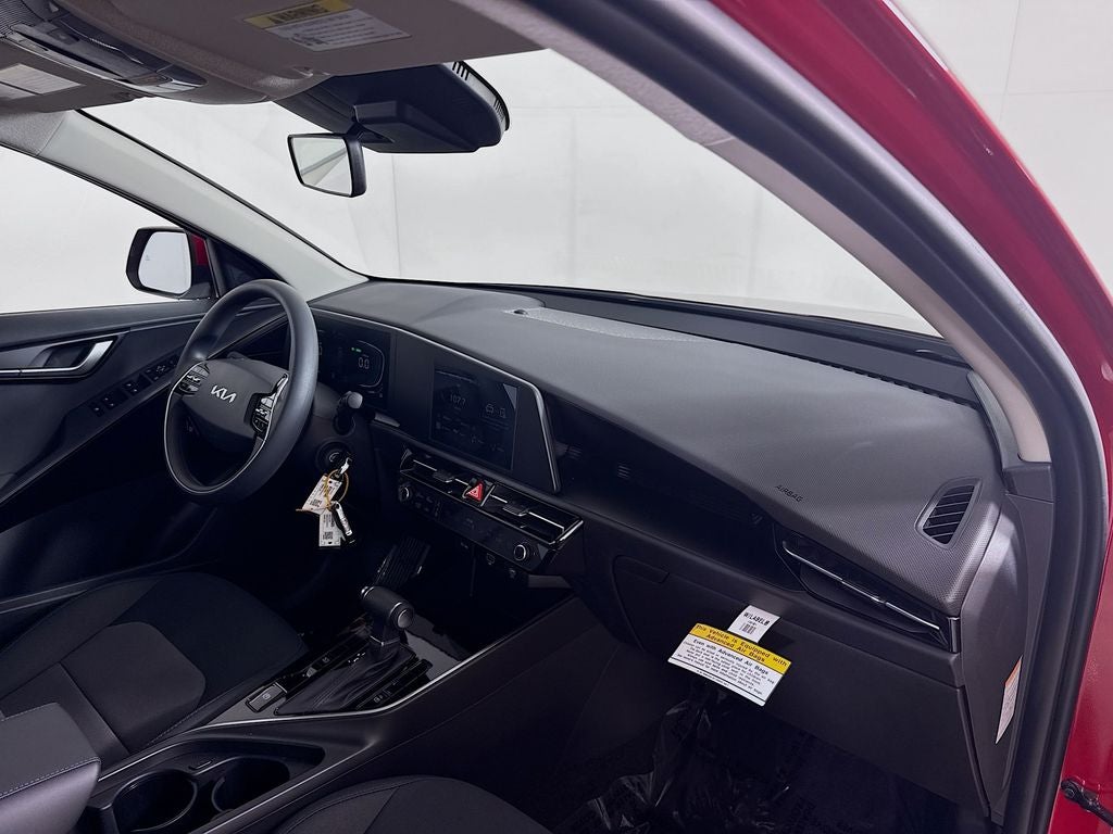 2026 Kia Niro LX