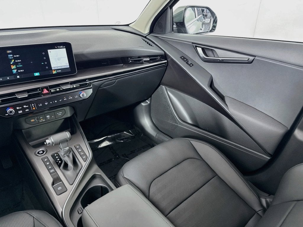 2027 Kia Niro SX
