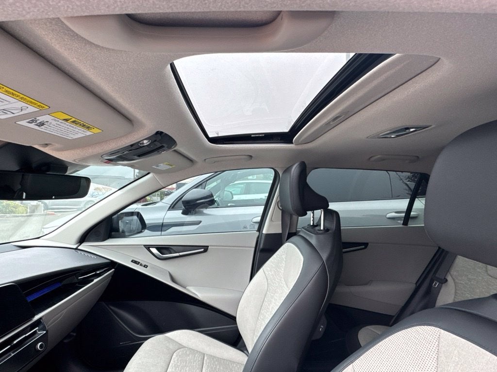 2023 Kia Niro EV Wave