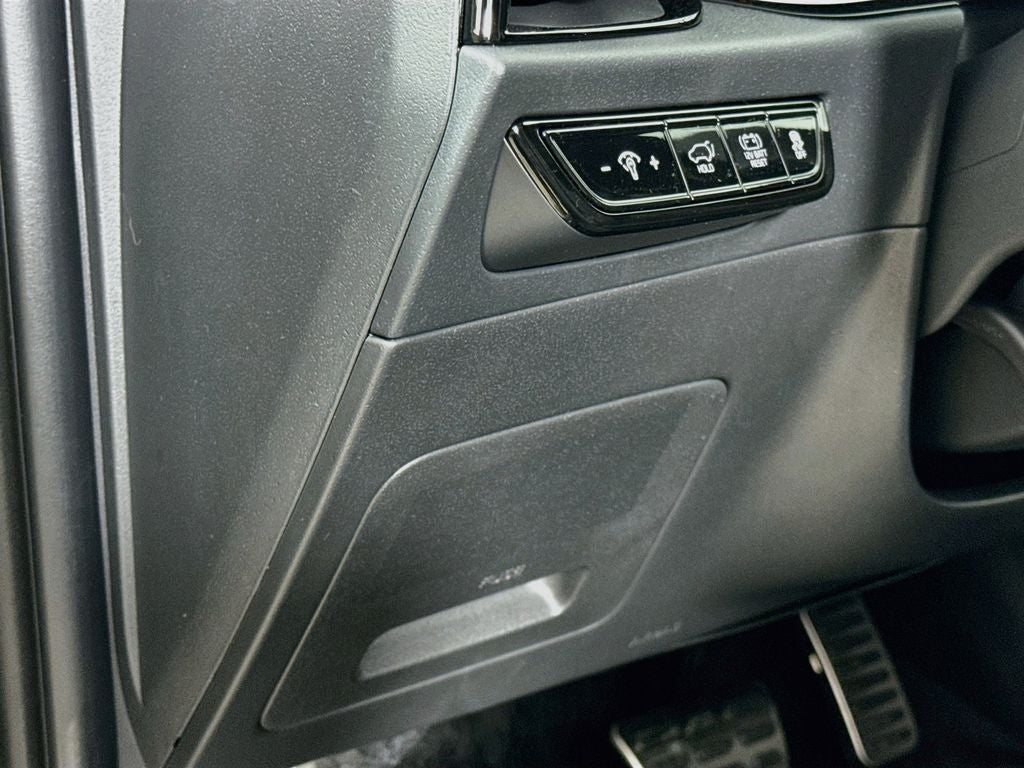 2026 Kia Niro SX Touring