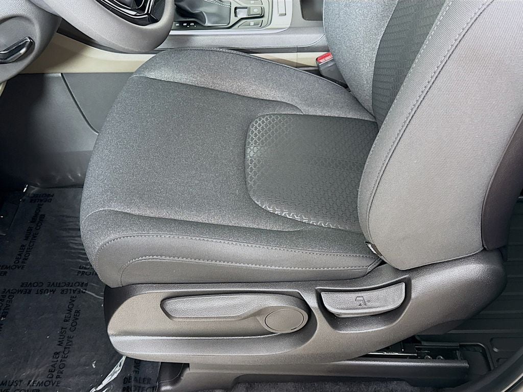 2026 Kia Carnival LX