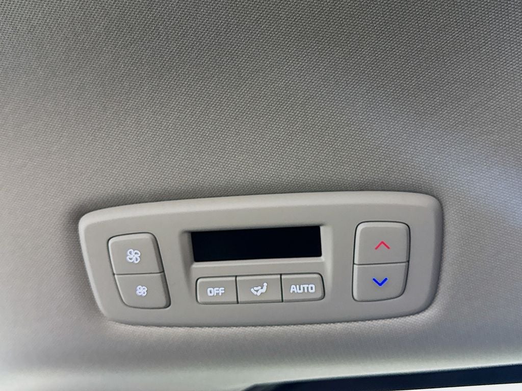 2026 Kia Carnival LX