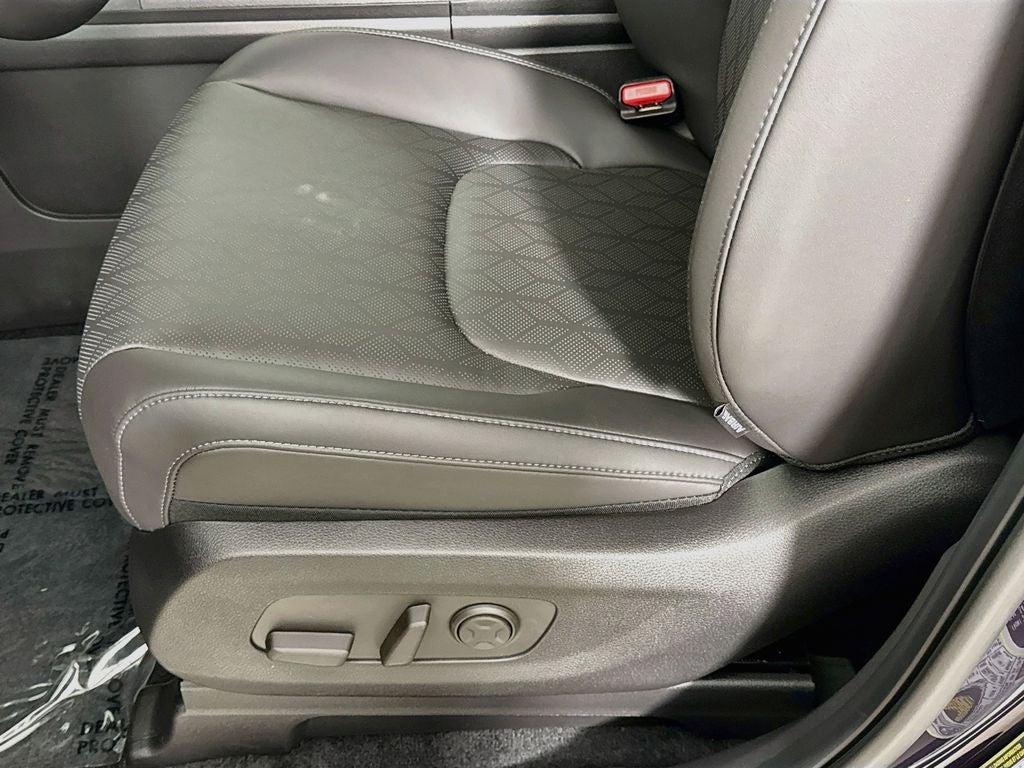 2027 Kia Carnival Hybrid EX