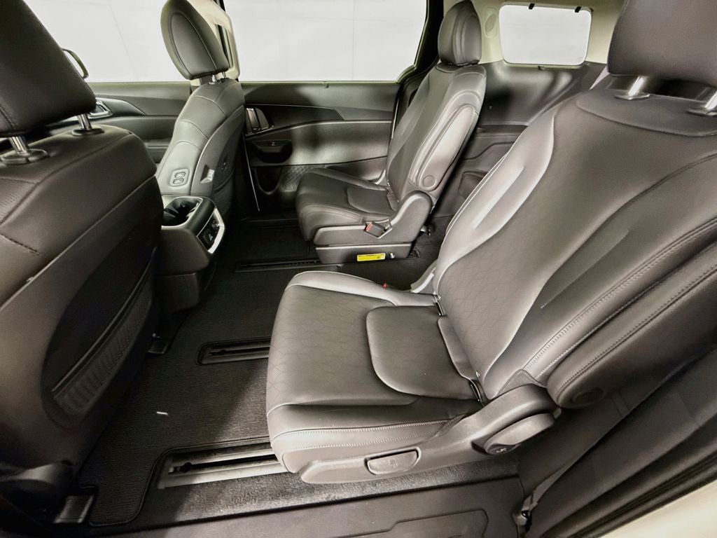 2027 Kia Carnival Hybrid SX