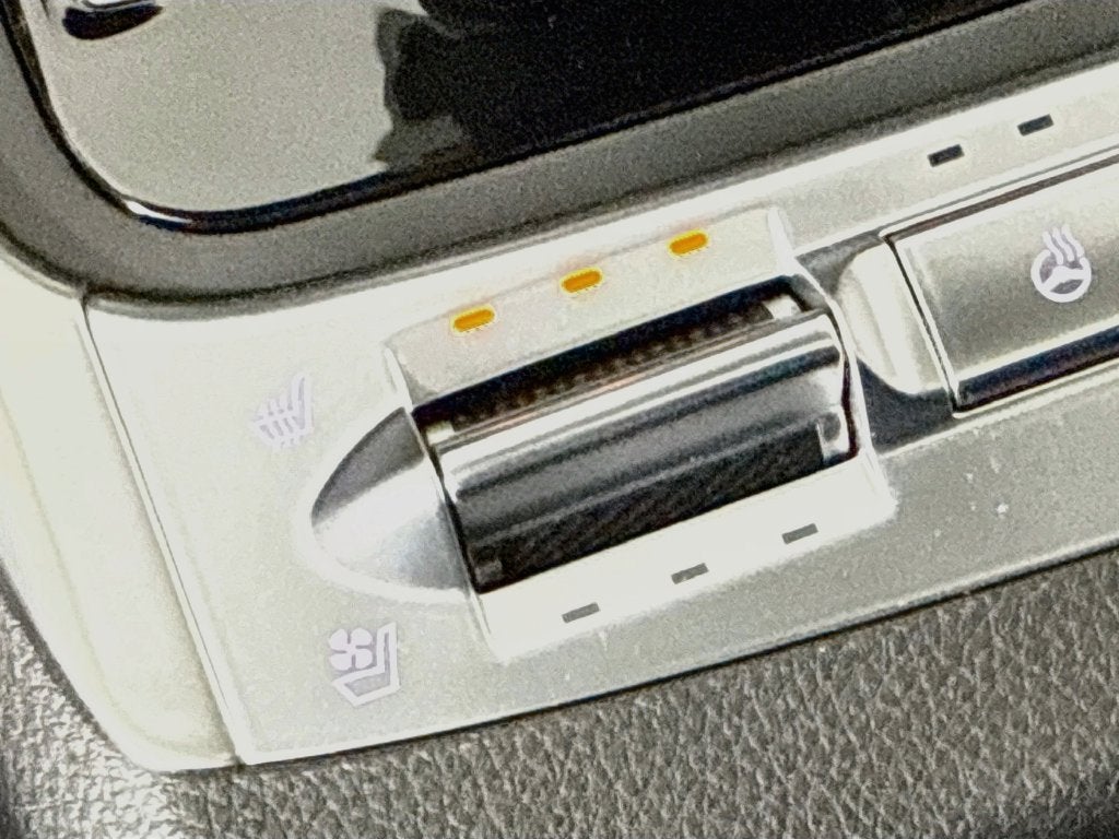 2027 Kia Carnival Hybrid SX Prestige