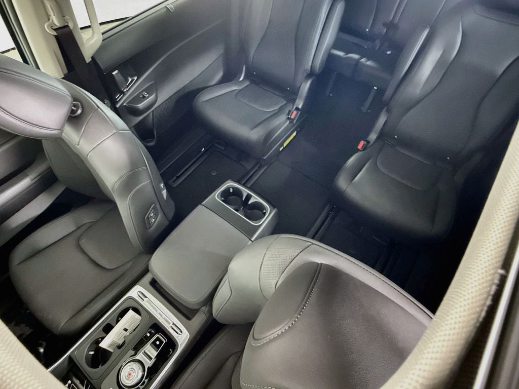 2027 Kia Carnival Hybrid SX