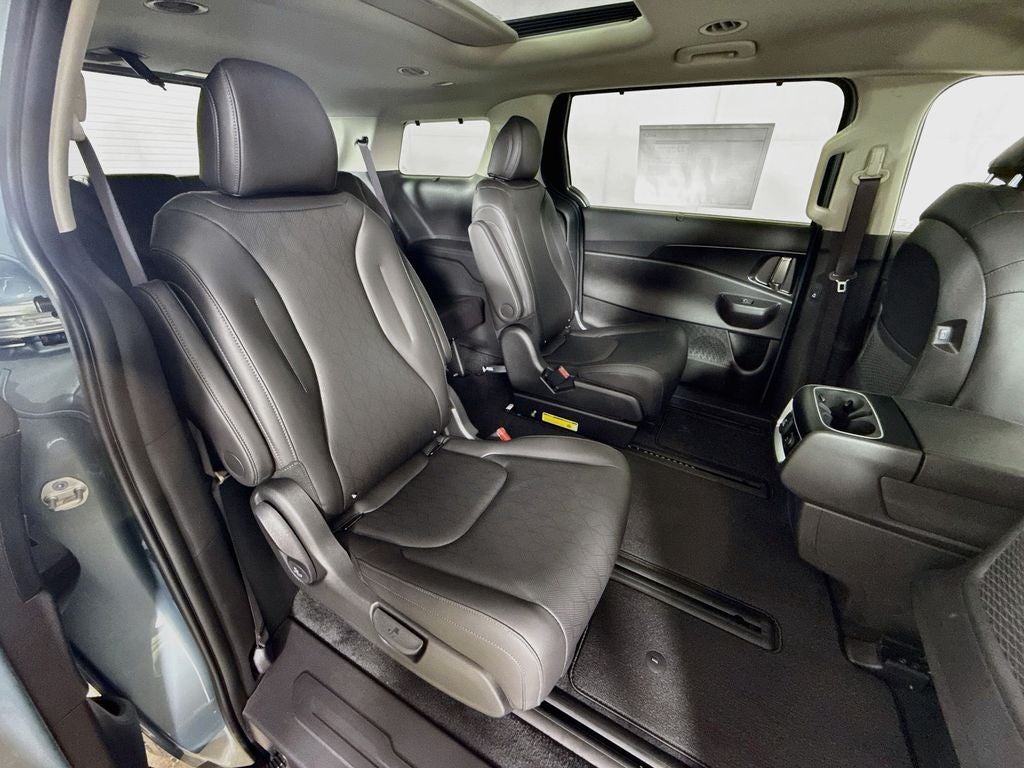 2027 Kia Carnival Hybrid SX