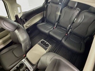 2027 Kia Carnival Hybrid SX