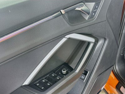 2019 Audi Q3 2.0T Prestige S line quattro