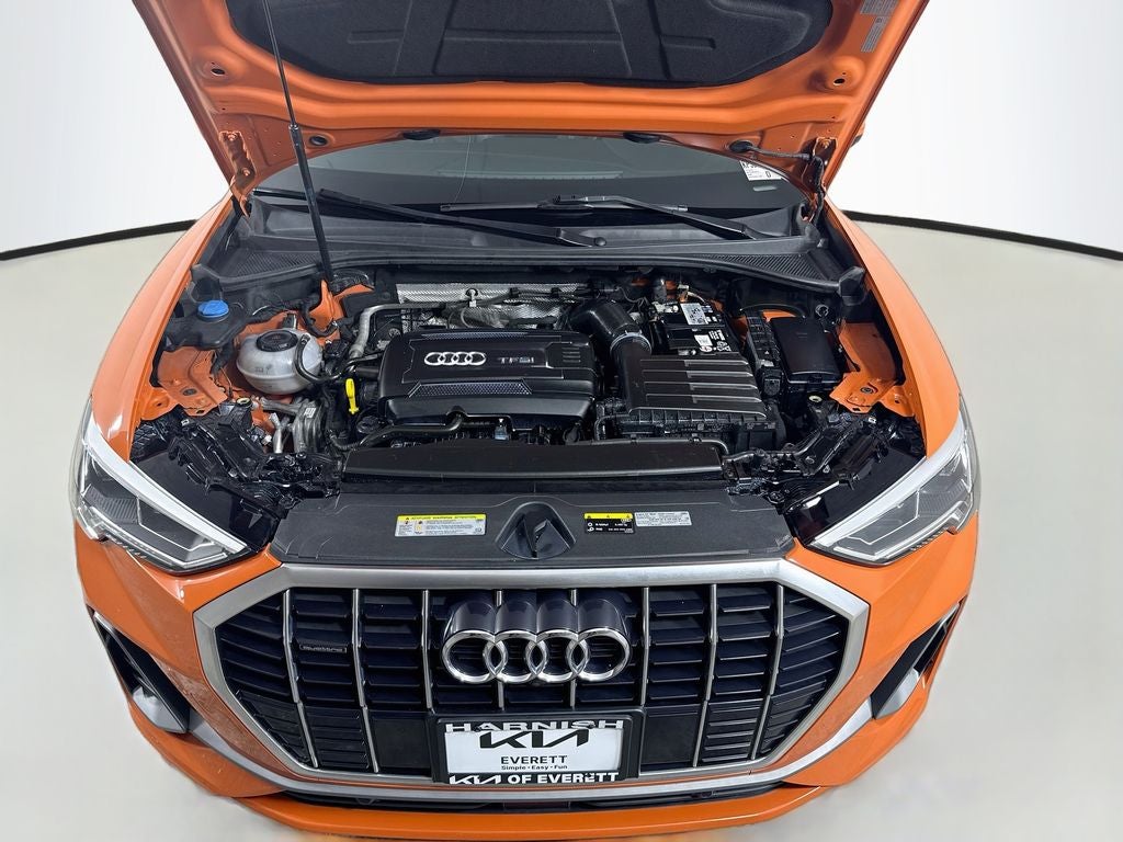 2019 Audi Q3 2.0T Prestige S line quattro