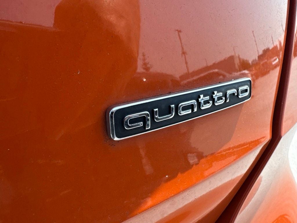 2019 Audi Q3 2.0T Prestige S line quattro