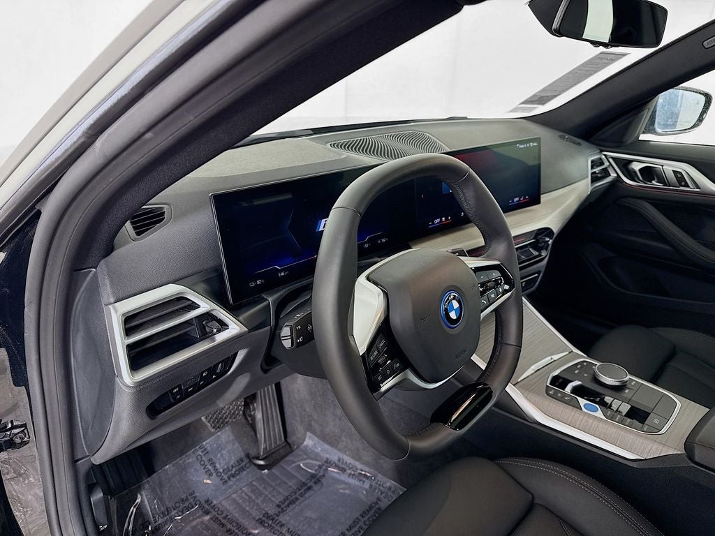 2025 BMW i4 xDrive40