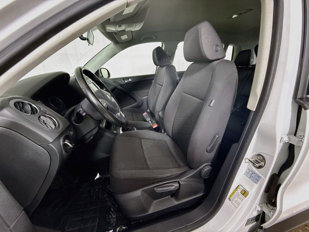 2017 Volkswagen Tiguan Limited 2.0T 4Motion