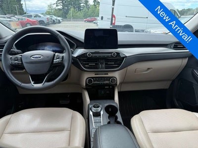 2022 Ford Escape Titanium