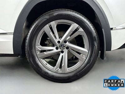 2024 Volkswagen Atlas Cross Sport 2.0T SEL R-Line
