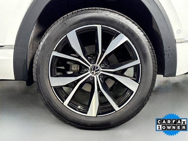 2025 Volkswagen Atlas Cross Sport 2.0T SEL Premium R-Line