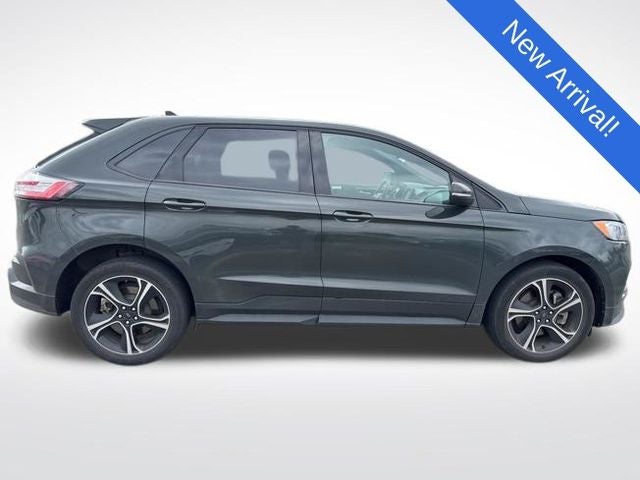 2022 Ford Edge ST