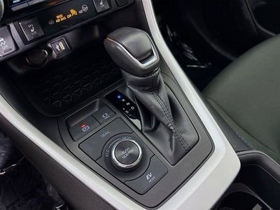 2024 Toyota RAV4 Hybrid SE