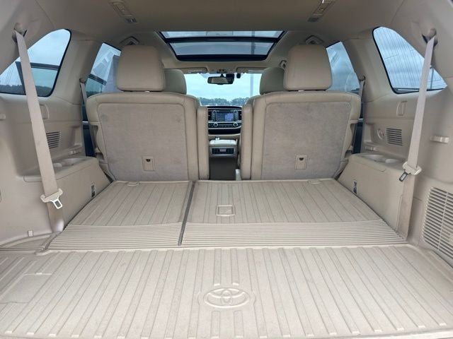 2016 Toyota Highlander Limited Platinum V6