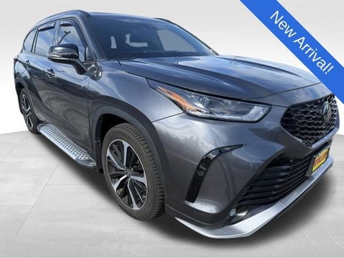 2022 Toyota Highlander XSE