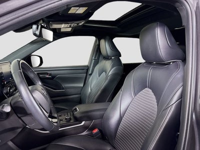 2022 Toyota Highlander XSE