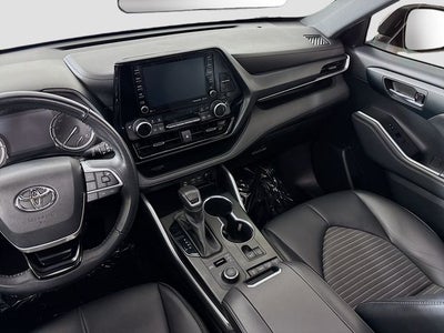 2022 Toyota Highlander XSE