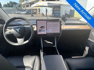 2019 Tesla Model 3 Mid Range