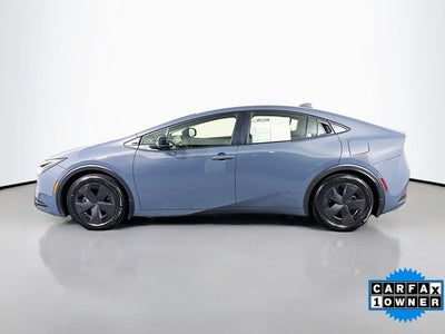 2025 Toyota Prius Plug-In Hybrid SE