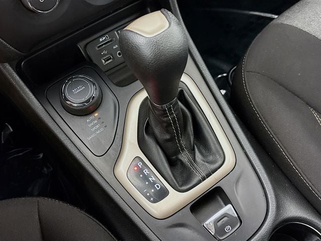 2015 Jeep Cherokee Sport