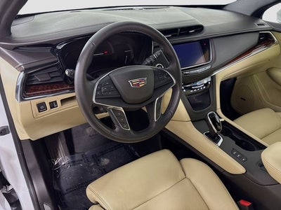 2017 Cadillac XT5 Premium Luxury