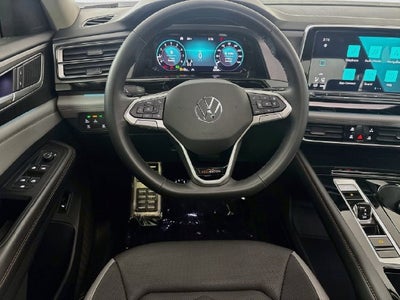2024 Volkswagen Atlas 2.0T Peak Edition SE w/Technology