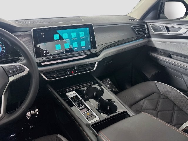 2024 Volkswagen Atlas 2.0T Peak Edition SE w/Technology