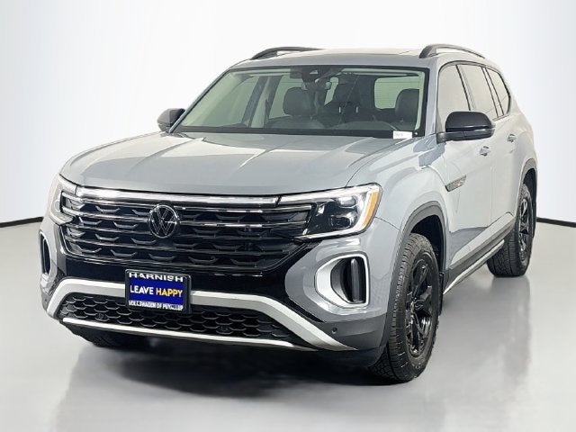 2024 Volkswagen Atlas 2.0T Peak Edition SE w/Technology