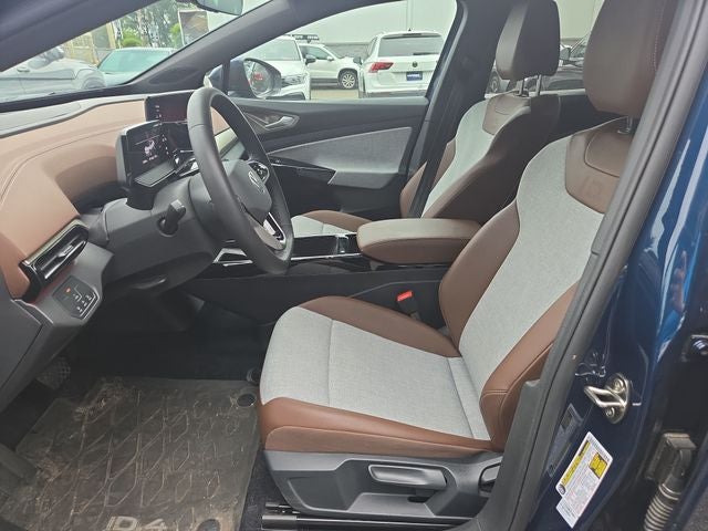 2023 Volkswagen ID.4 Pro