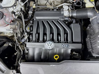 2022 Volkswagen Atlas Cross Sport 3.6L V6 SEL Premium R-Line