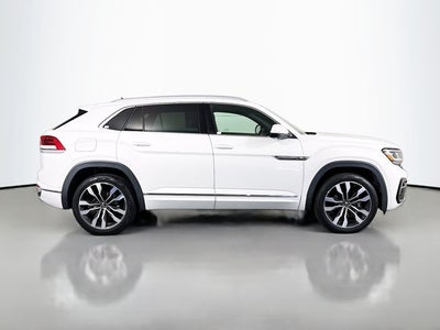 2022 Volkswagen Atlas Cross Sport 3.6L V6 SEL Premium R-Line