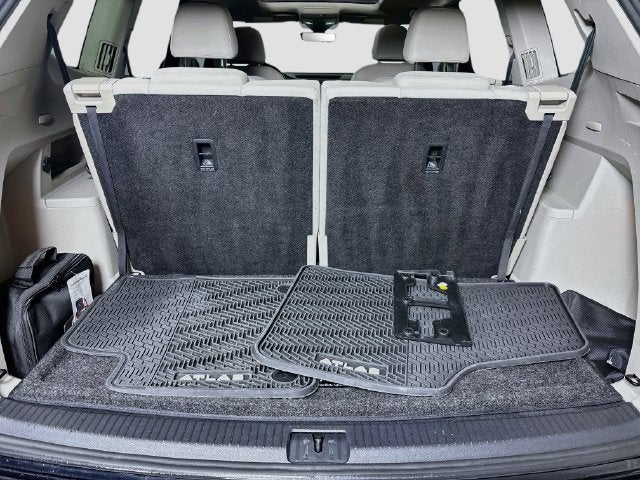 2023 Volkswagen Atlas 3.6L V6 SEL Premium R-Line