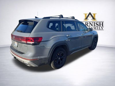 2024 Volkswagen Atlas 2.0T Peak Edition SEL