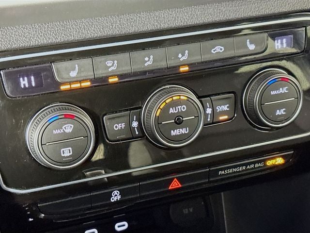 2023 Volkswagen Atlas Cross Sport 2.0T SE w/Technology