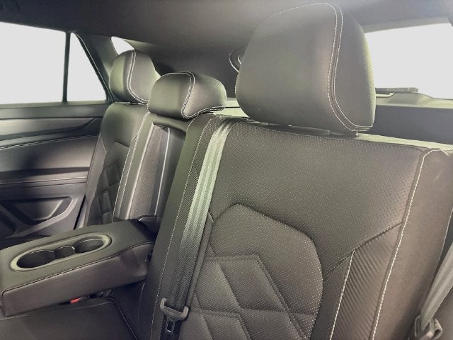 2024 Volkswagen Atlas Cross Sport 2.0T SE