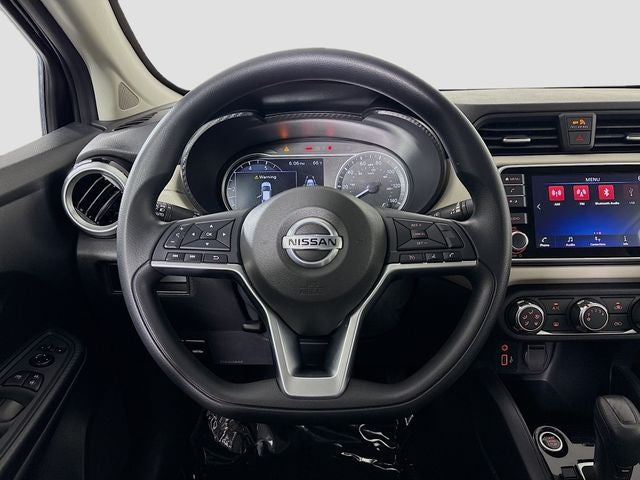 2022 Nissan Versa 1.6 SV