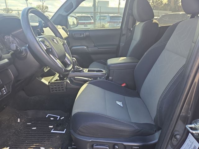 2022 Toyota Tacoma SR V6