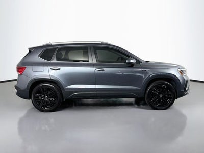 2024 Volkswagen Taos 1.5T SEL
