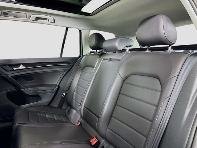 2015 Volkswagen Golf SportWagen SEL