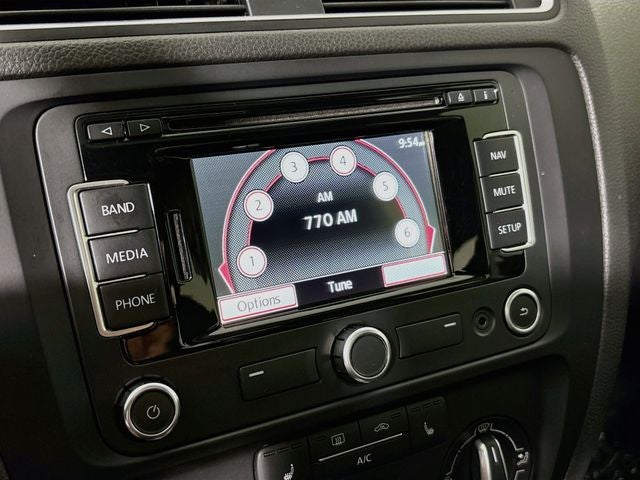 2014 Volkswagen Jetta 2.0L TDI w/Premium/Navigation