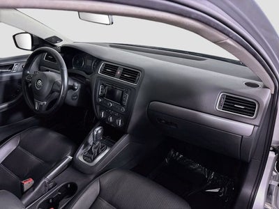 2014 Volkswagen Jetta 2.0L TDI w/Premium/Navigation