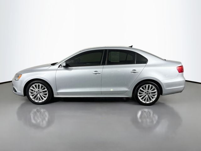 2014 Volkswagen Jetta 2.0L TDI w/Premium/Navigation