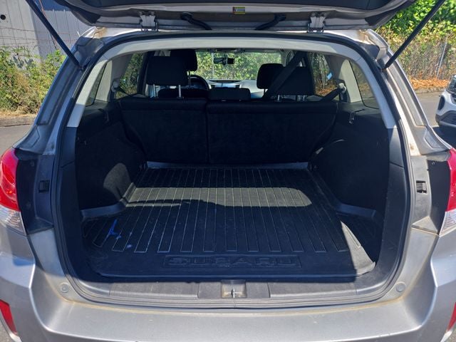 2010 Subaru Outback 2.5i Premium
